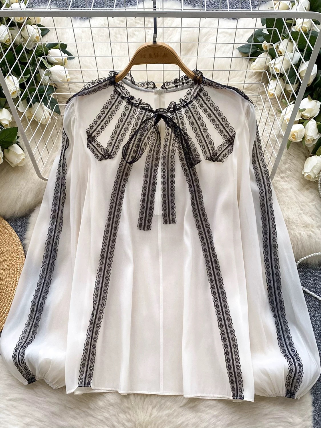 Always glamorous blouse BE368 images